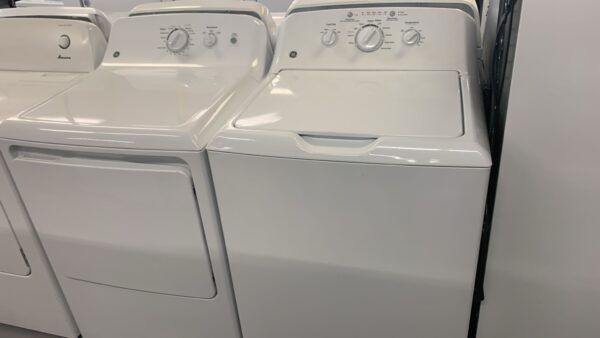 Washer and Dryer GE Set