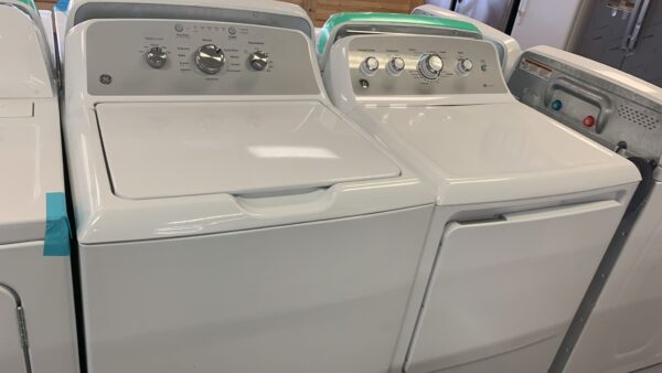 Washer and Dryer GE Set