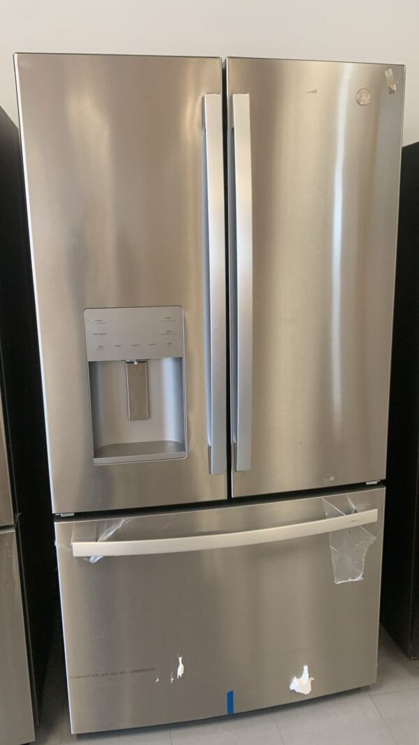 Refrigerator GE $1,199