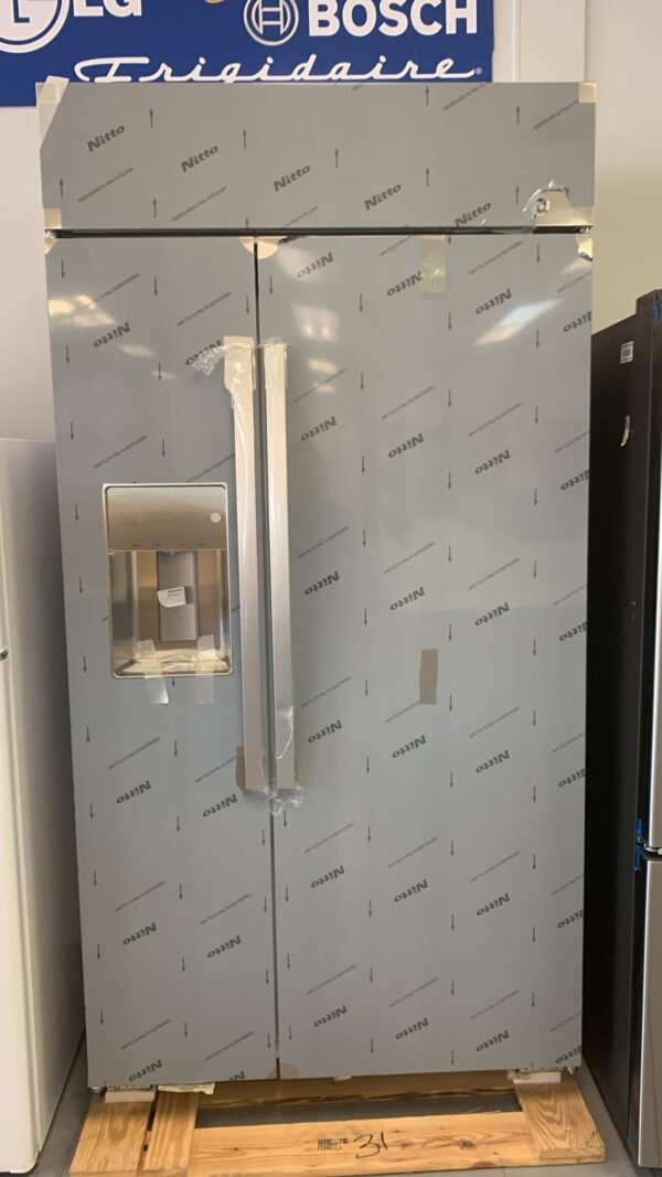 Refrigerator GE $4,999